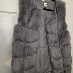 Ellison Women's Plush Gray Vest